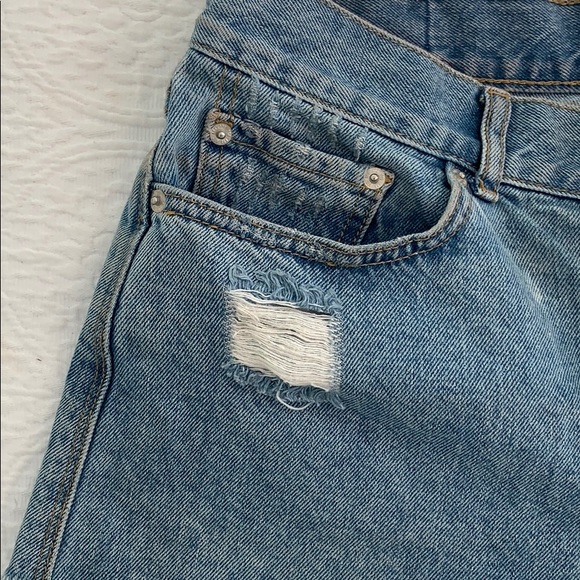 BDG High Rise Girlfriend Shorts (29) - Picture 6 of 10